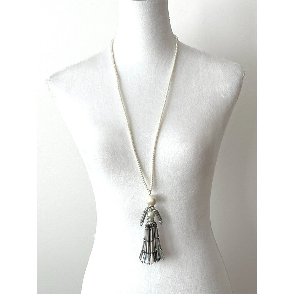 Weekend Max Mara Pearl Necklace With Beaded Lady Pendant